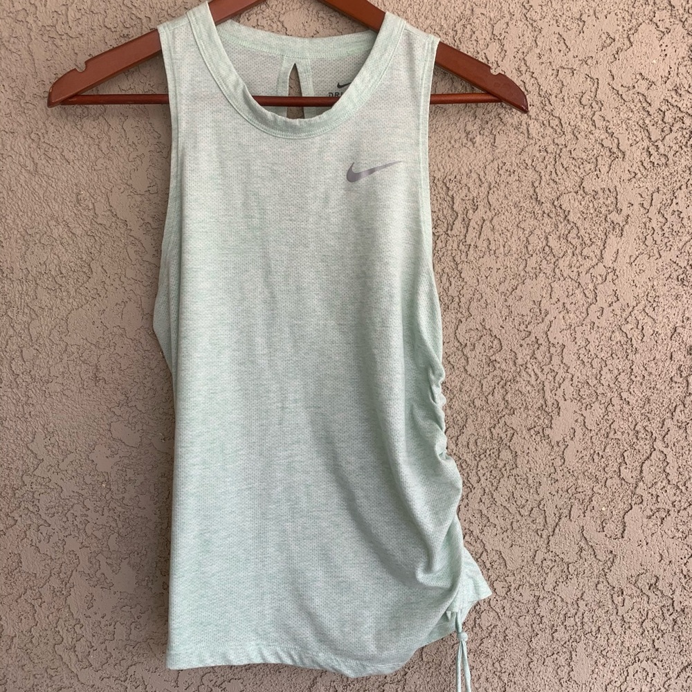 NIKE DRI-FIT tank!!!!